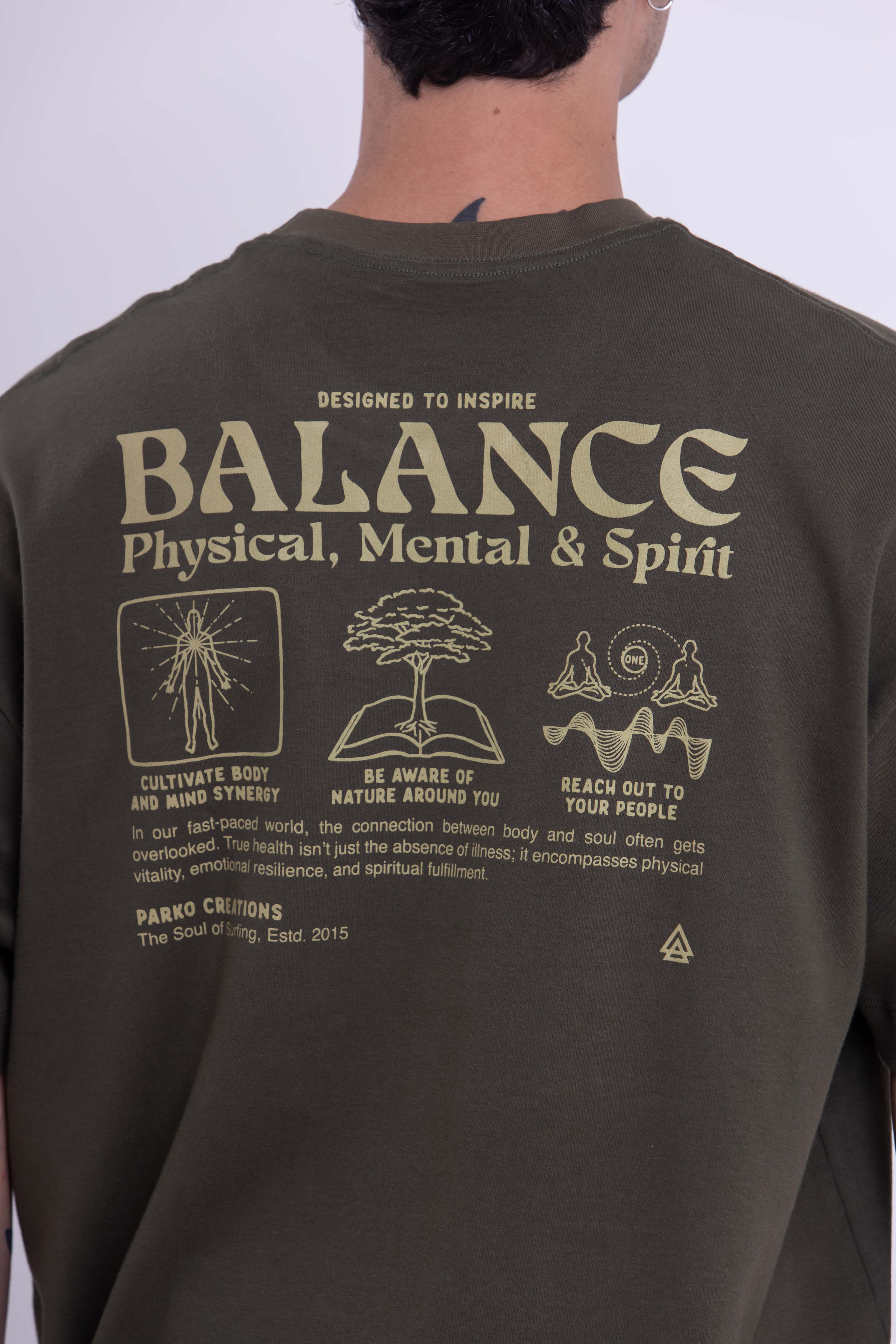 T-SHIRT OVER BOXY BALANCE