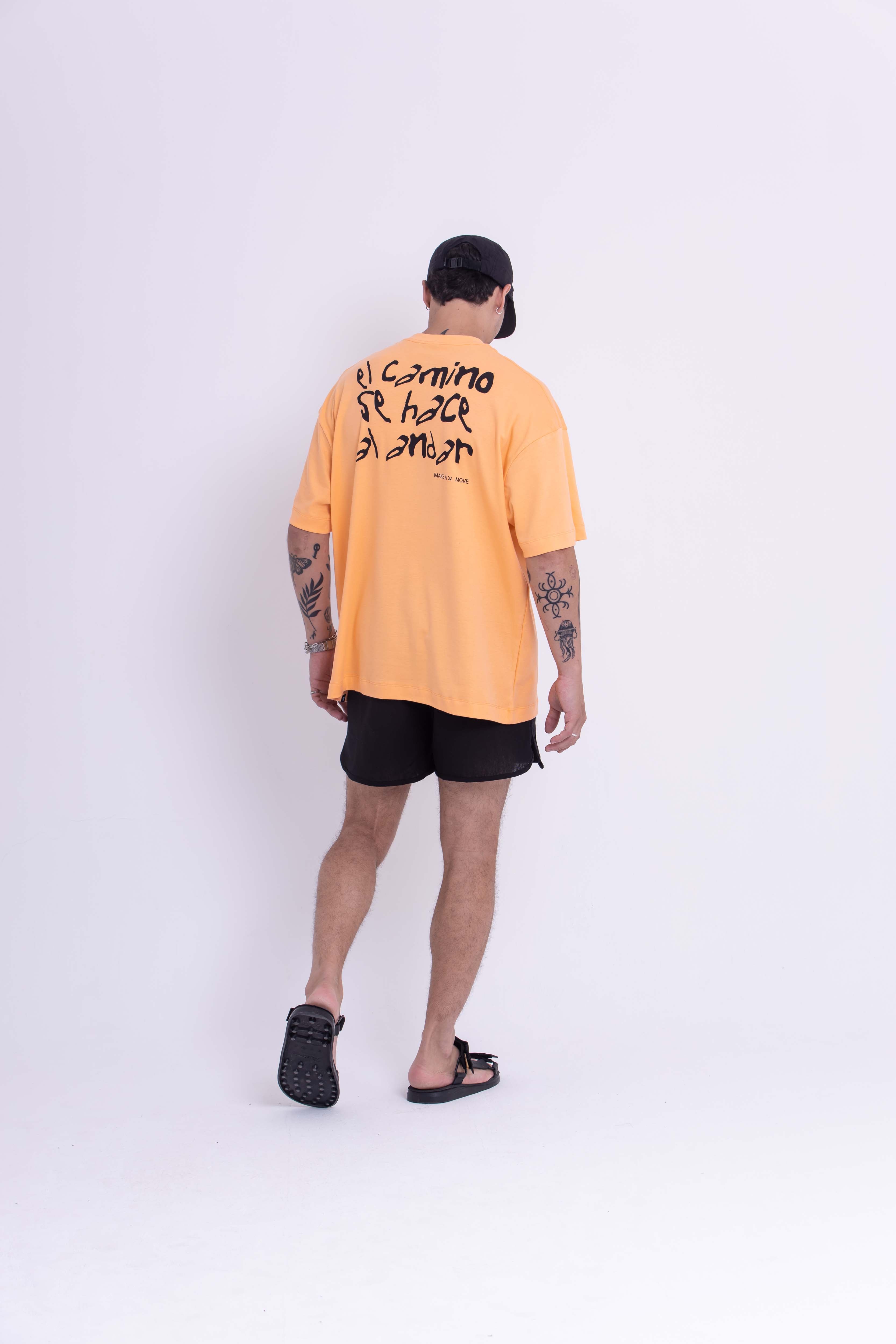 T-SHIRT OVER BOXY CAMINO