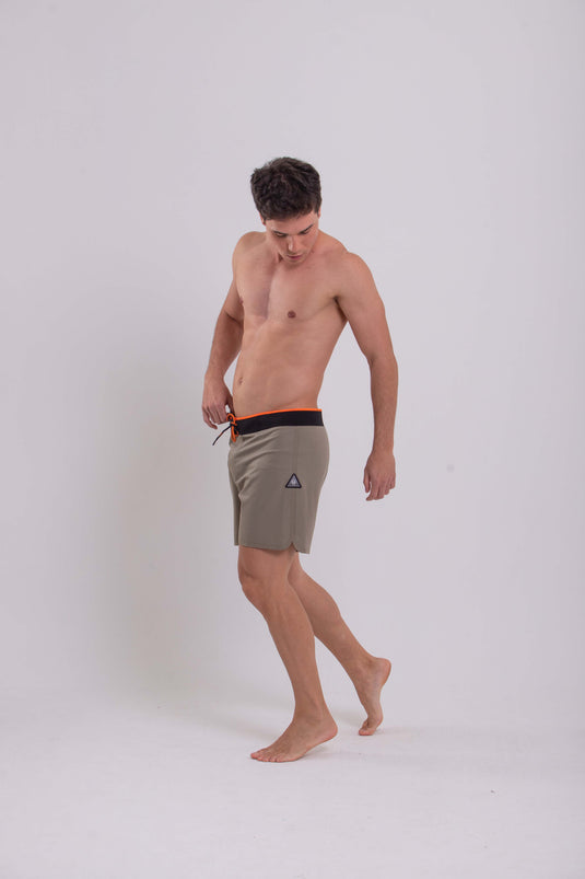 BOARDSHORT FLOW BASIC VERDE